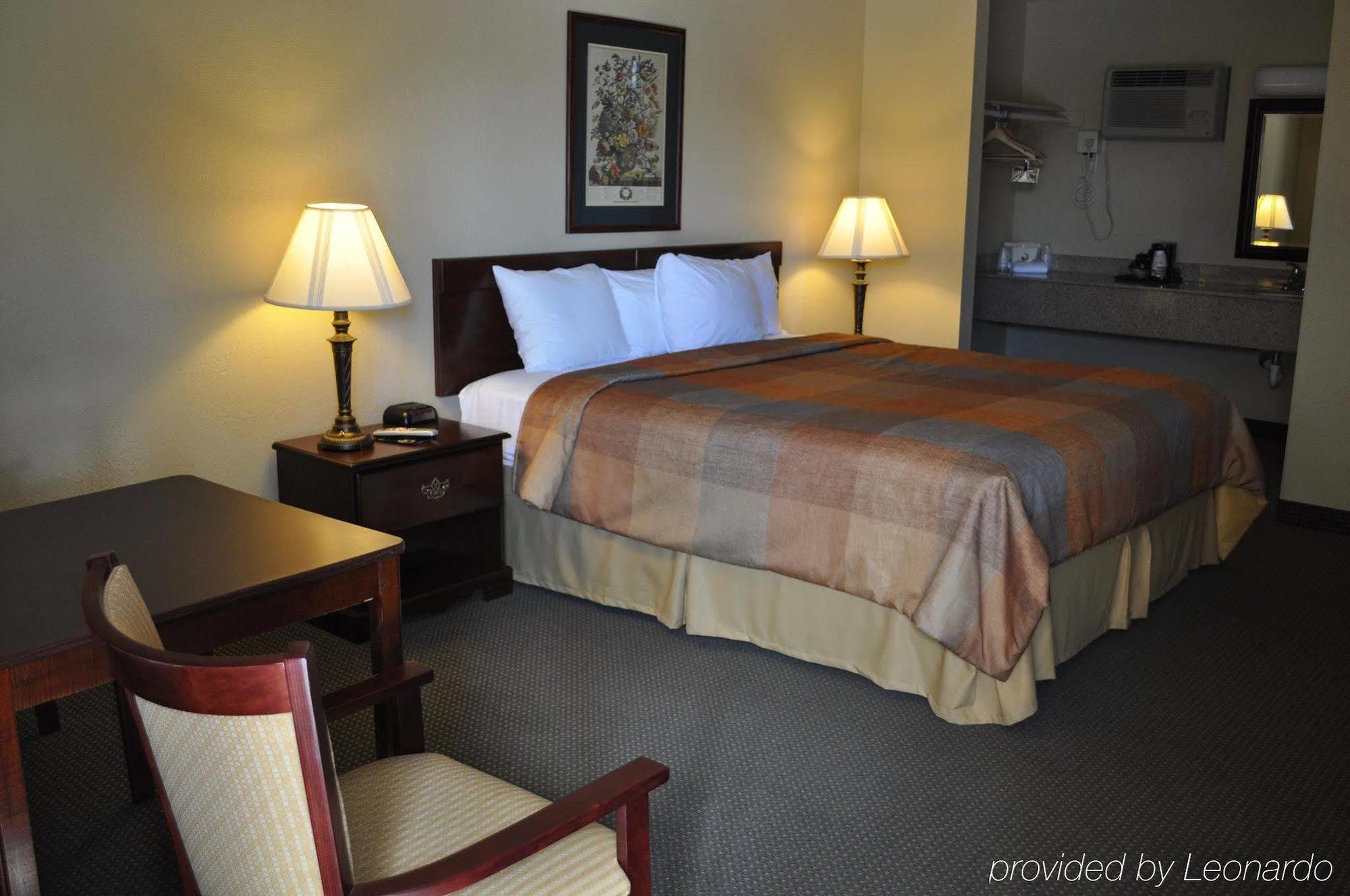 Super 8 By Wyndham Corning Motel Rom bilde